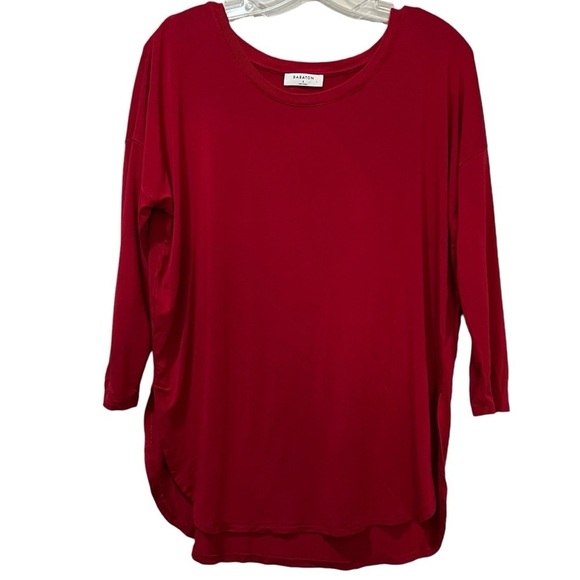 Babaton Aritzia Small 3/4 Sleeve Red Scoop Neck Round Hem Blouse Top B1 - Picture 1 of 6
